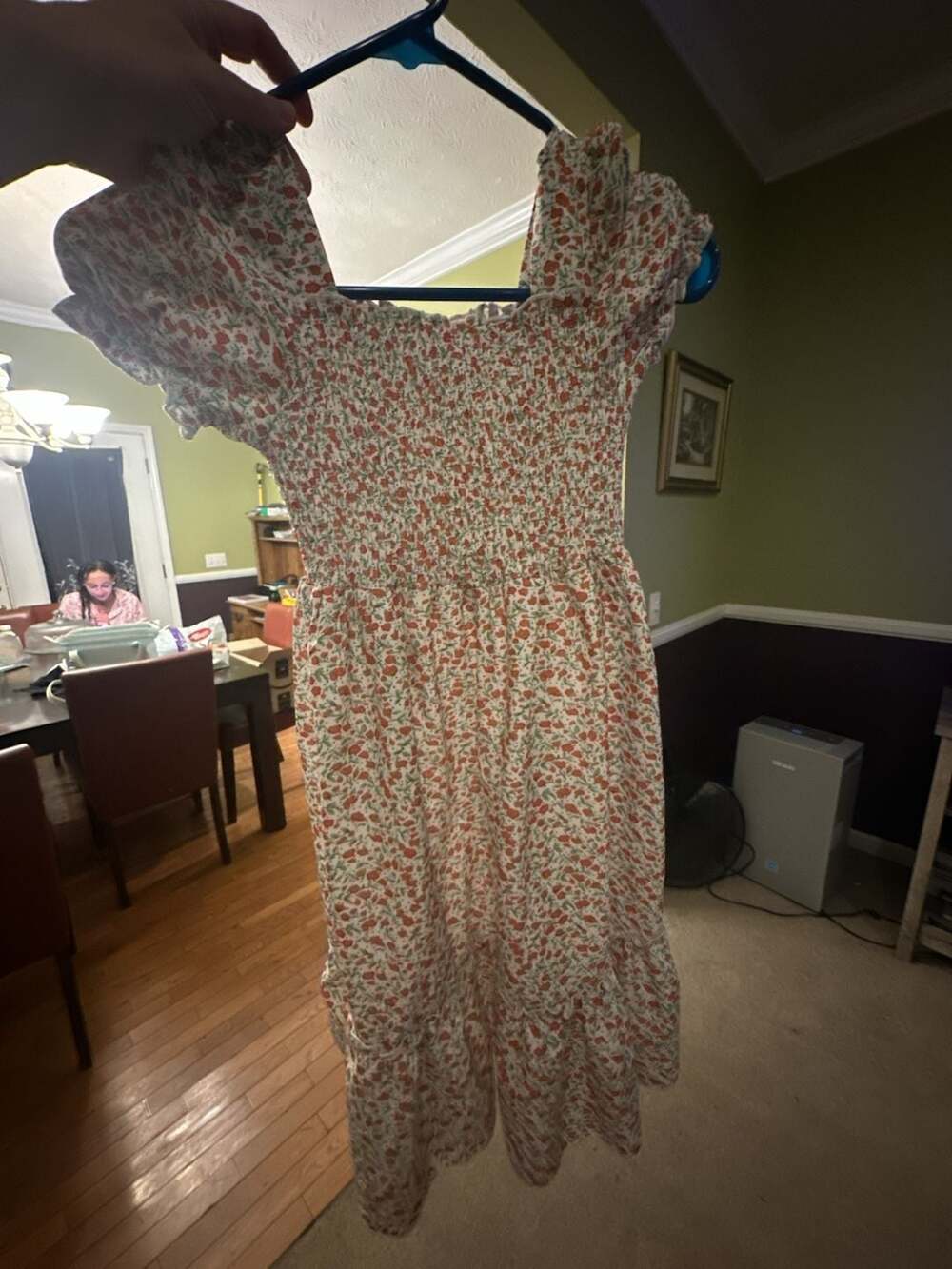 Dresses - Picture 2 of 2